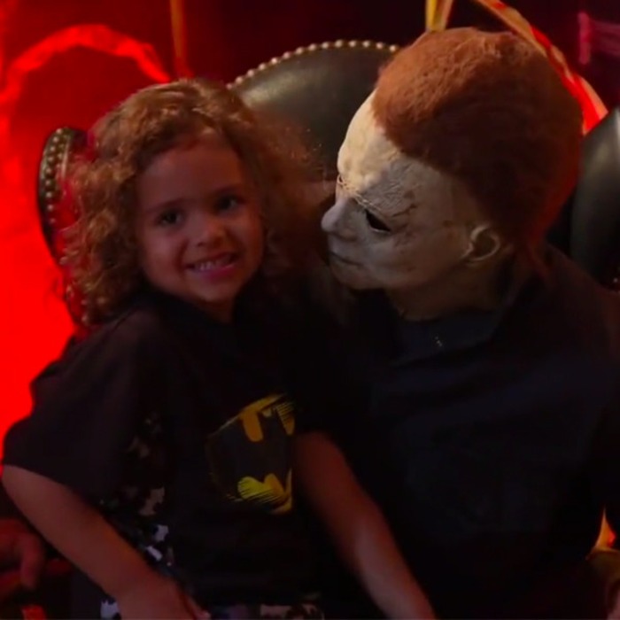 lol watch what happens when kids meet halloween s michael myers e